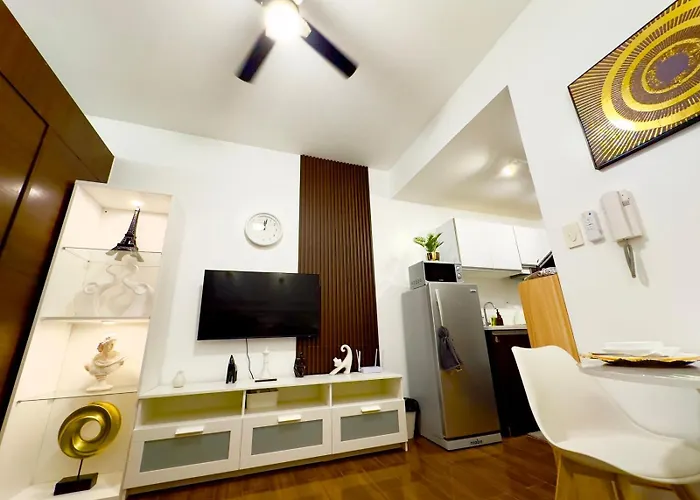 Comfort Staycation 1br Air Residences Makati 4* Manila