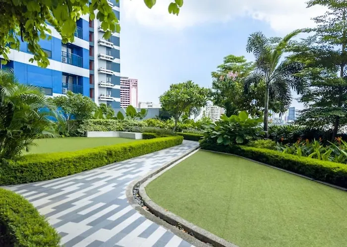 Comfort Staycation 1br Air Residences Makati Aparthotel 4*